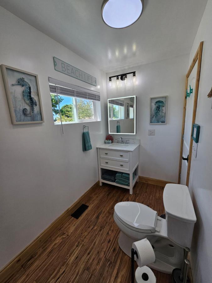 Tree-Top Lake-Front Cottage Madison 외부 사진